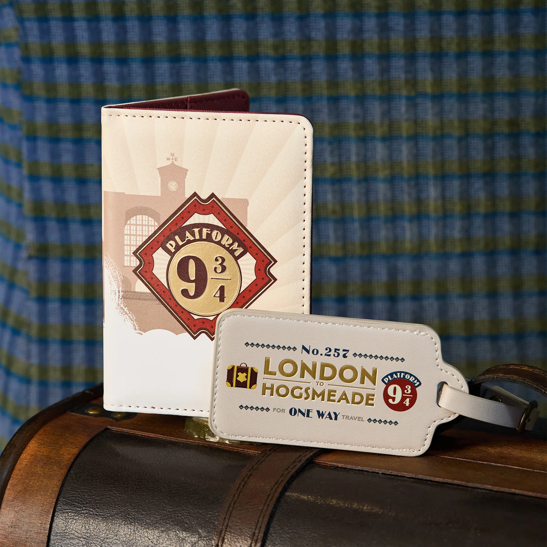 London to Hogwarts Luggage Tag - Image 4